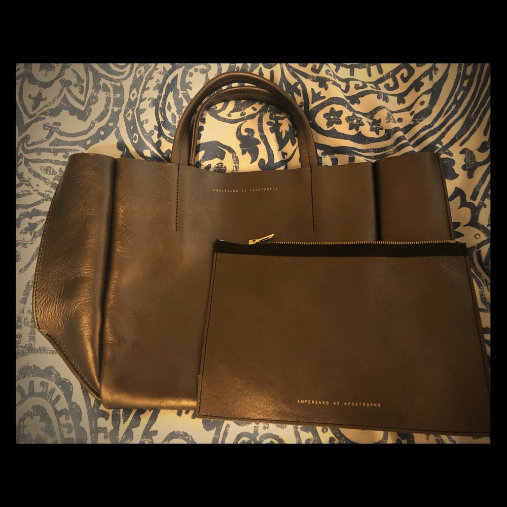Ampersand as Apostrophe Half Tote
